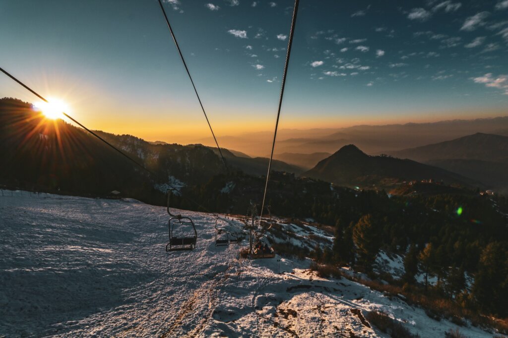 Discover the breathtaking Swat Valley with our comprehensive travel guide. From lush meadows to ancient ruins, plan your perfect Pakistan getaway to the 'Switzerland of the East'. - Skiing at Malam Jabba